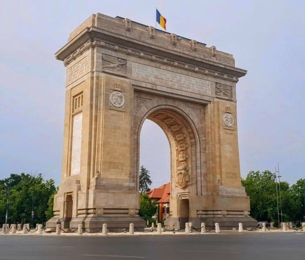 Triumphal Arch Bucharest Discover Romania Tours